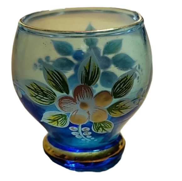 ⭐️CLEARANCE⭐️ Painted Cup - Picture 2 of 3